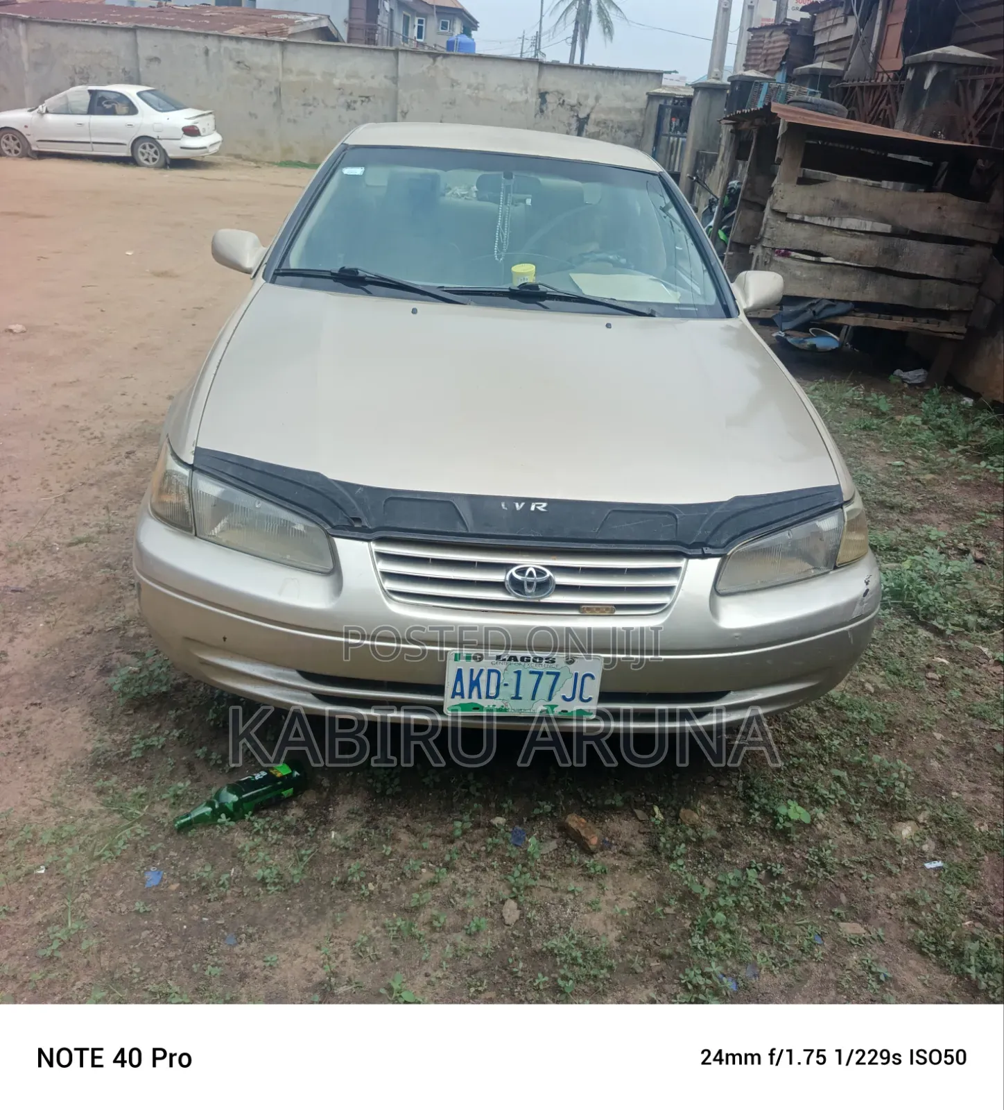 Toyota Camry Automatic 1999 Gold