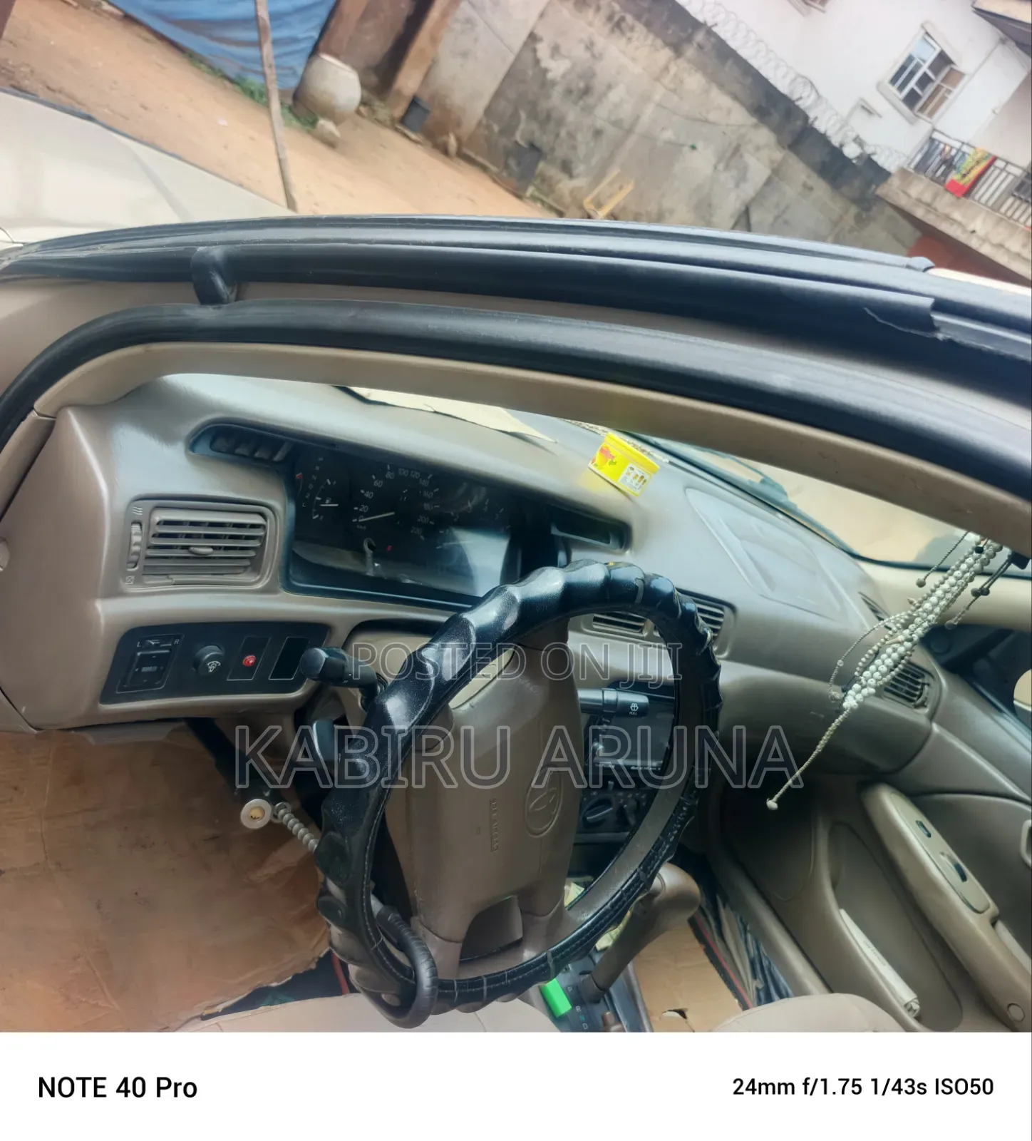 Toyota Camry Automatic 1999 Gold