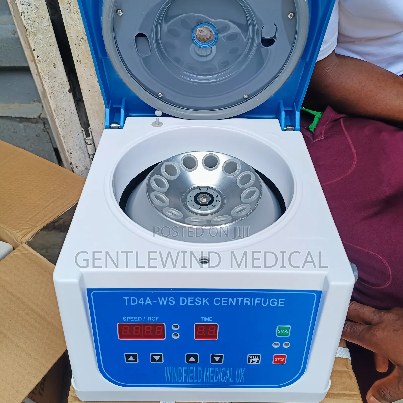 12 Bucket Digital Centrifuge