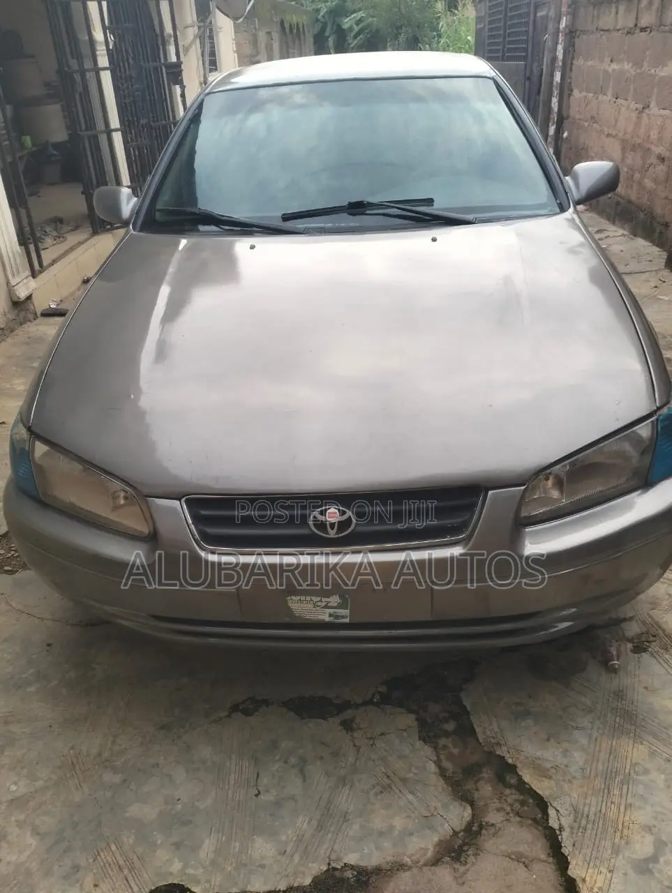 Toyota Camry 2001 Gray