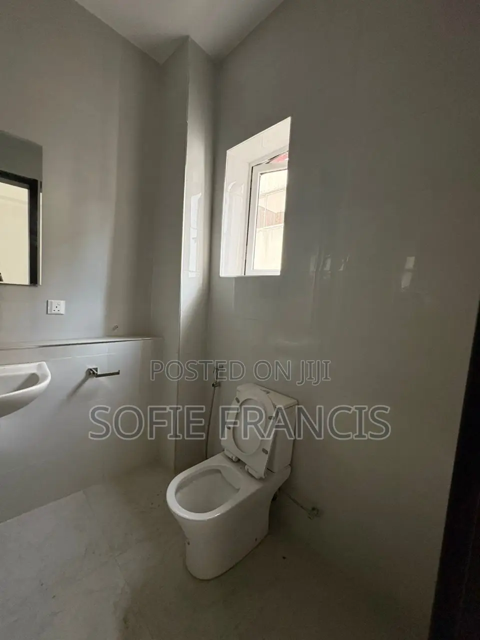 4bdrm Duplex in Osapa for rent