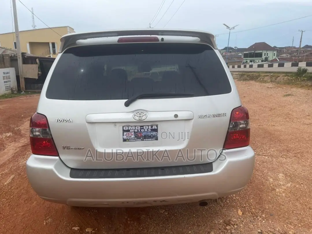 Toyota Highlander 2006 Silver