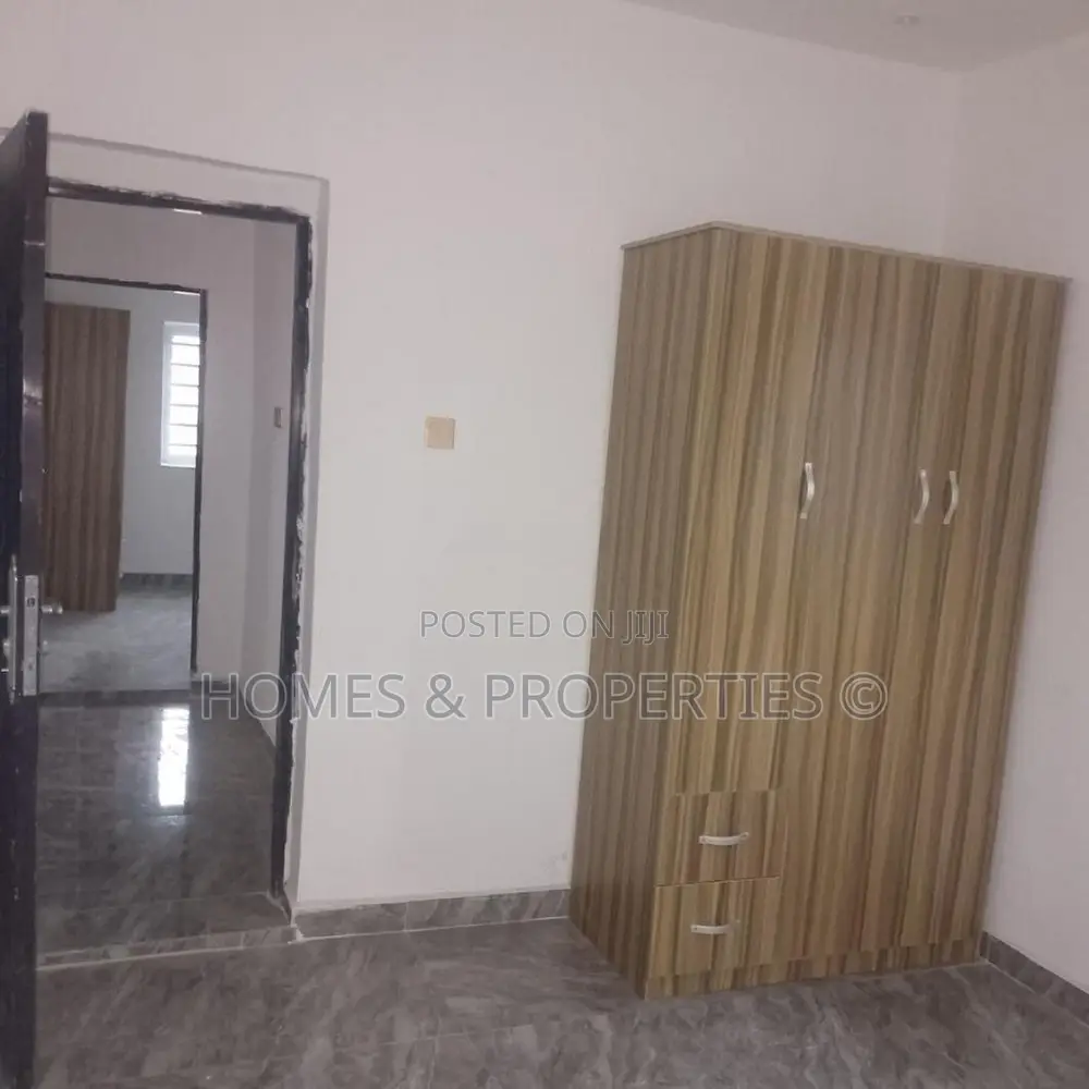 2bdrm Apartment in Ologunfe Axis, Awoyaya for rent