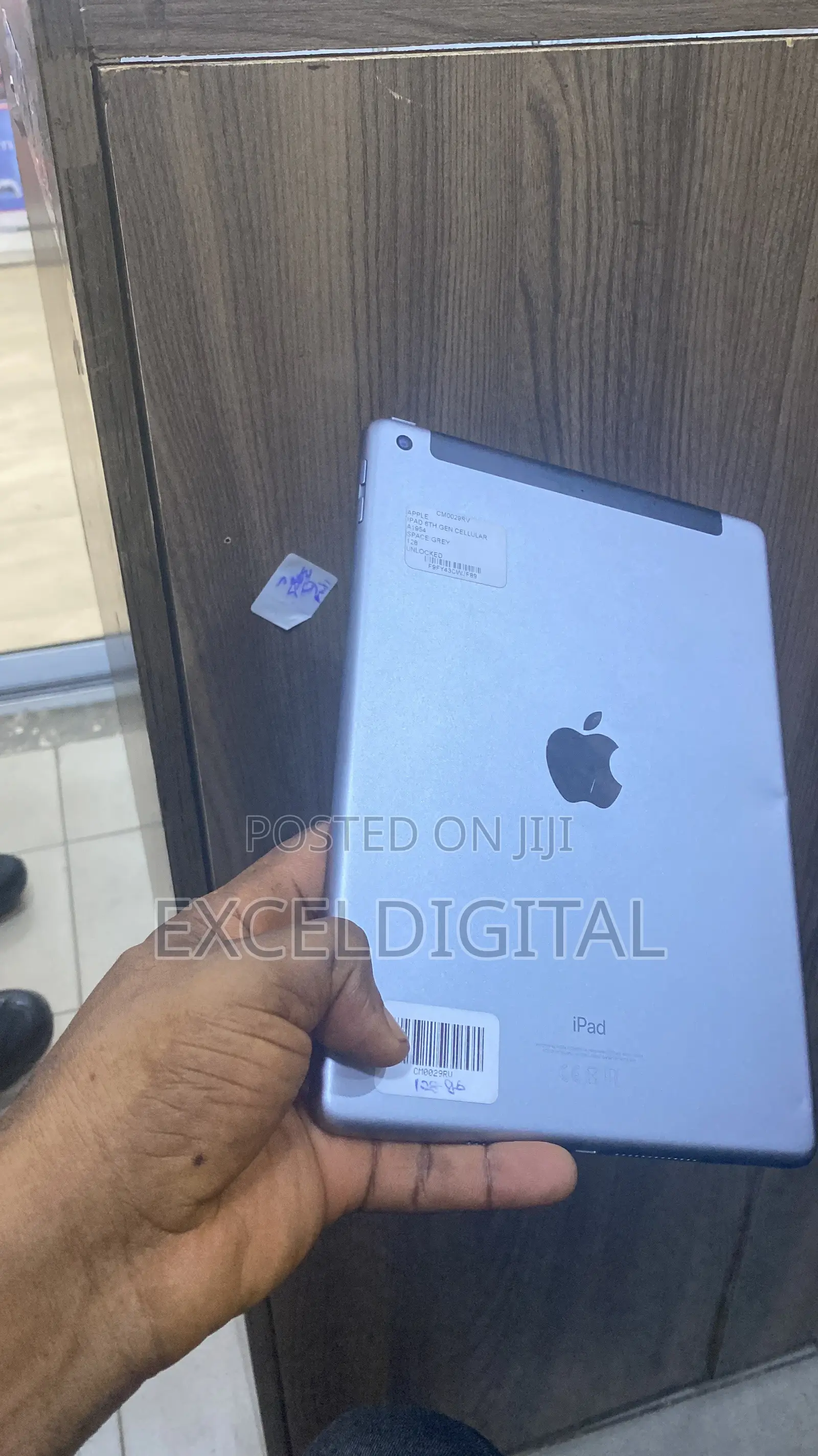 Apple iPad Air 2 128 GB Gray