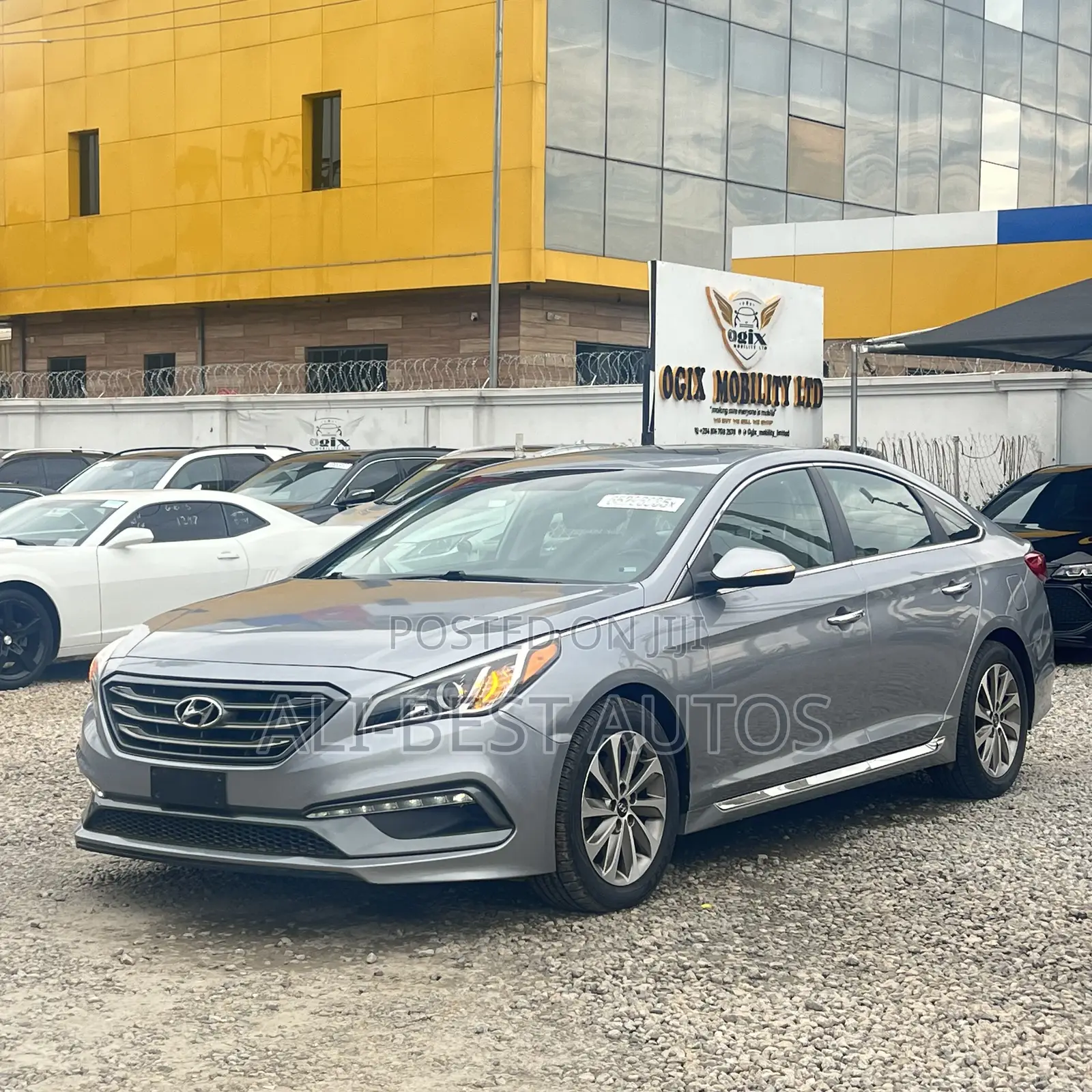 Hyundai Sonata Sport Sedan FWD (2.4L 4cyl 6A) 2016 Gray