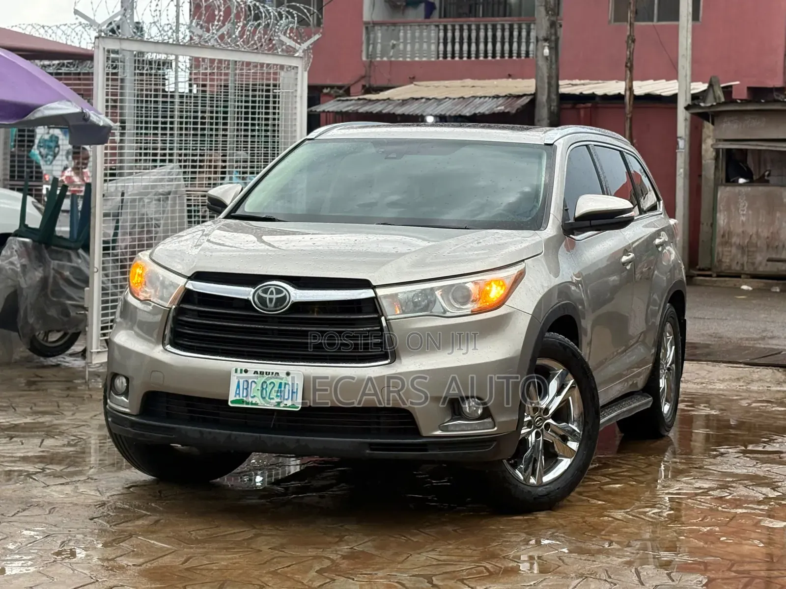 Toyota Highlander 2016 Gold