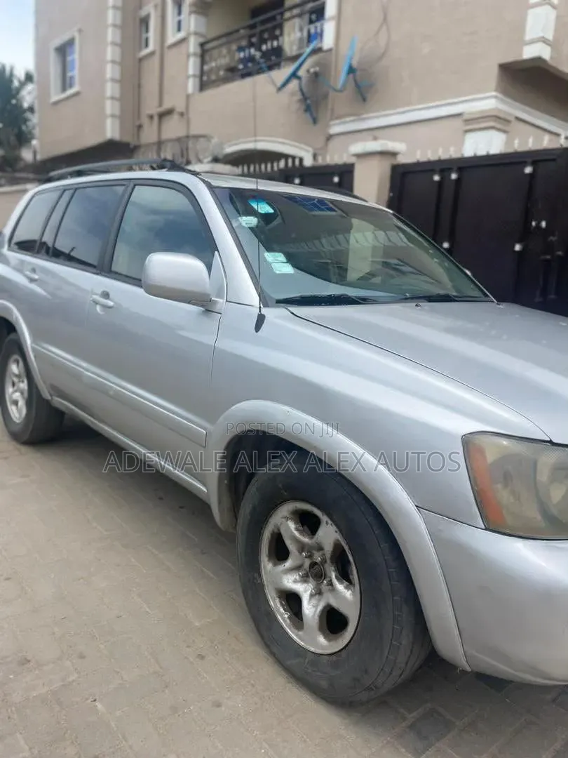 Toyota Highlander 2003 Silver