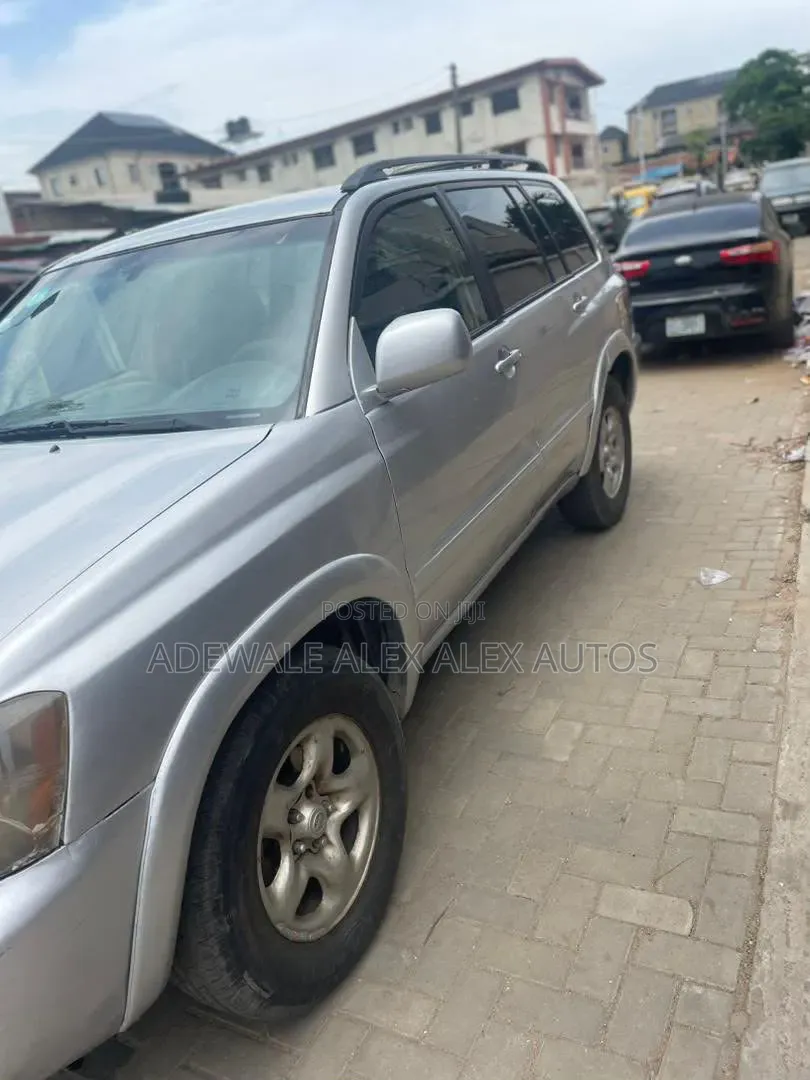 Toyota Highlander 2003 Silver