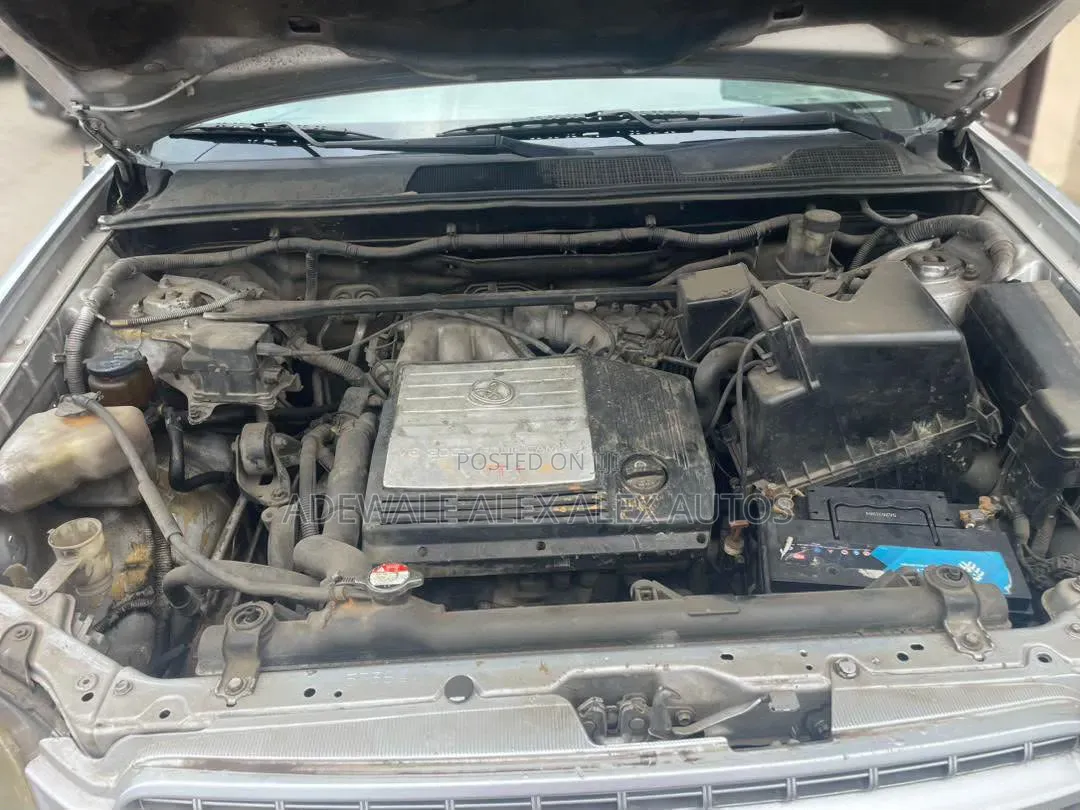 Toyota Highlander 2003 Silver