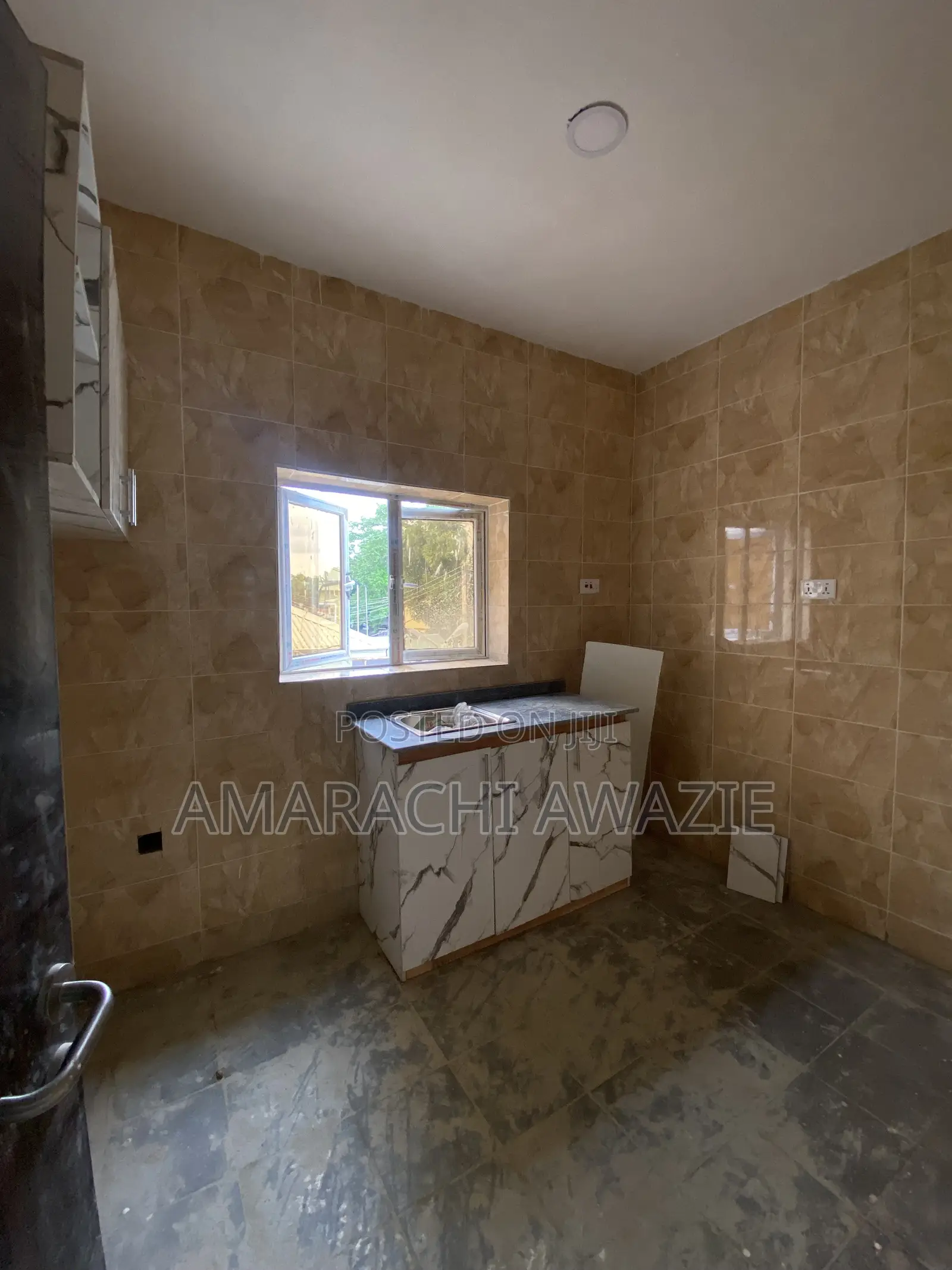 1bdrm Apartment in Zone 6 for rent