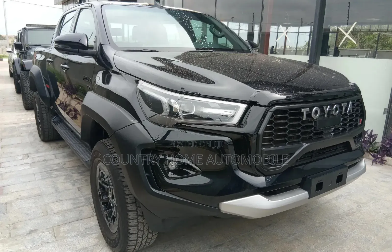 New Toyota Hilux 2025 Matt Black