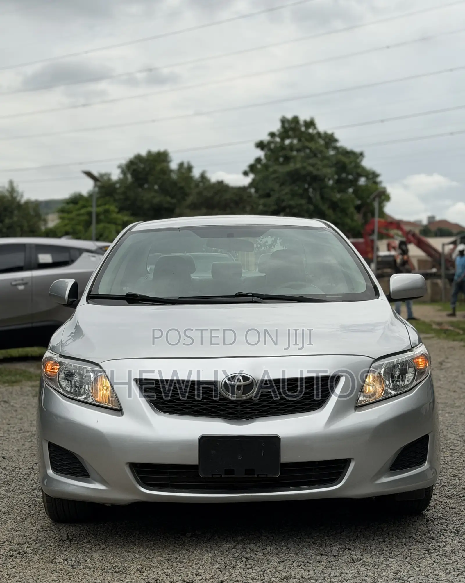 Toyota Corolla LE 4dr Sedan (1.8L 4cyl 4A) 2010 Silver