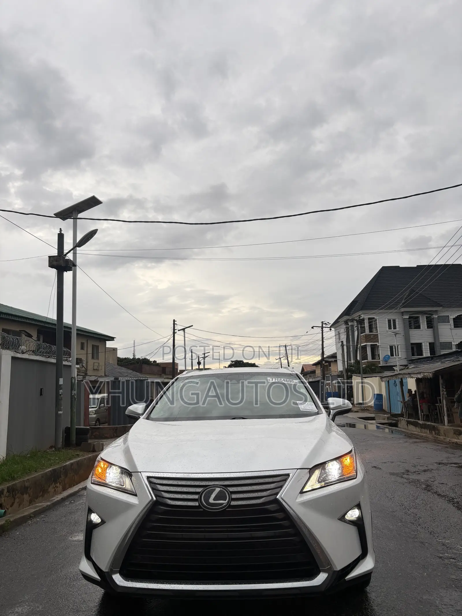 Lexus RX 350 AWD 2017 White