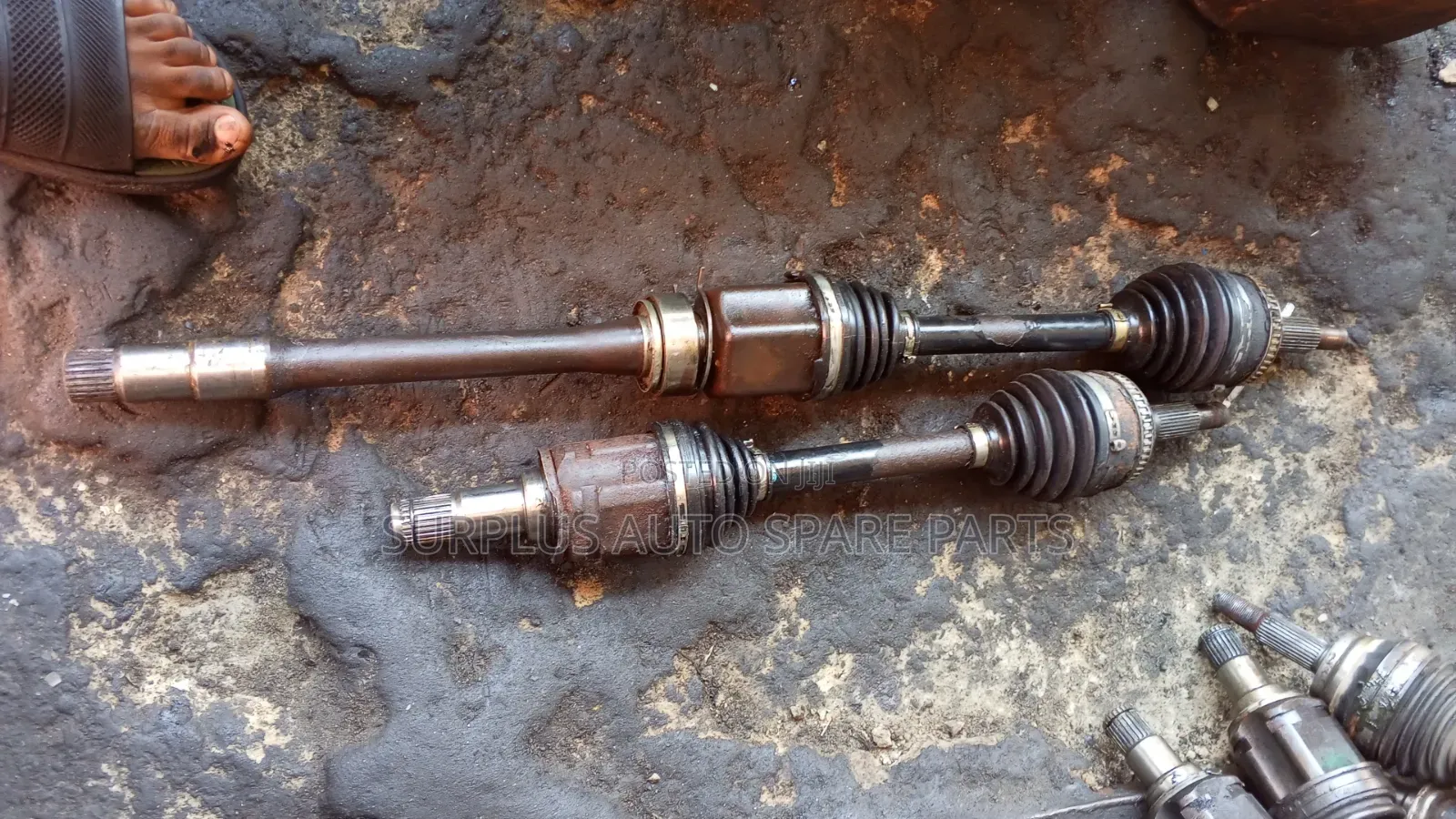 Driving Shaft for Sienna Old Model Three Bearing