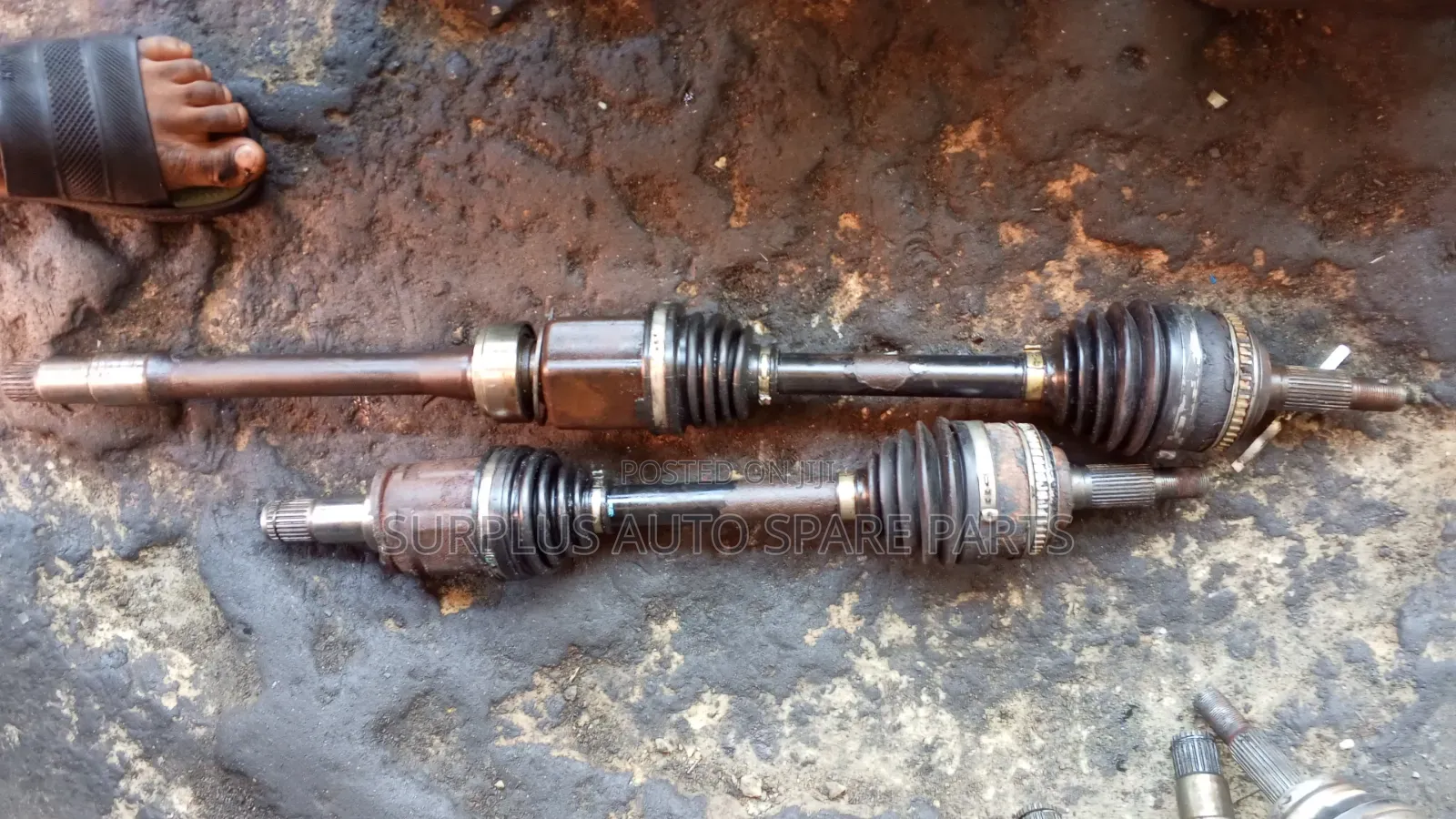 Driving Shaft for Sienna Old Model Three Bearing