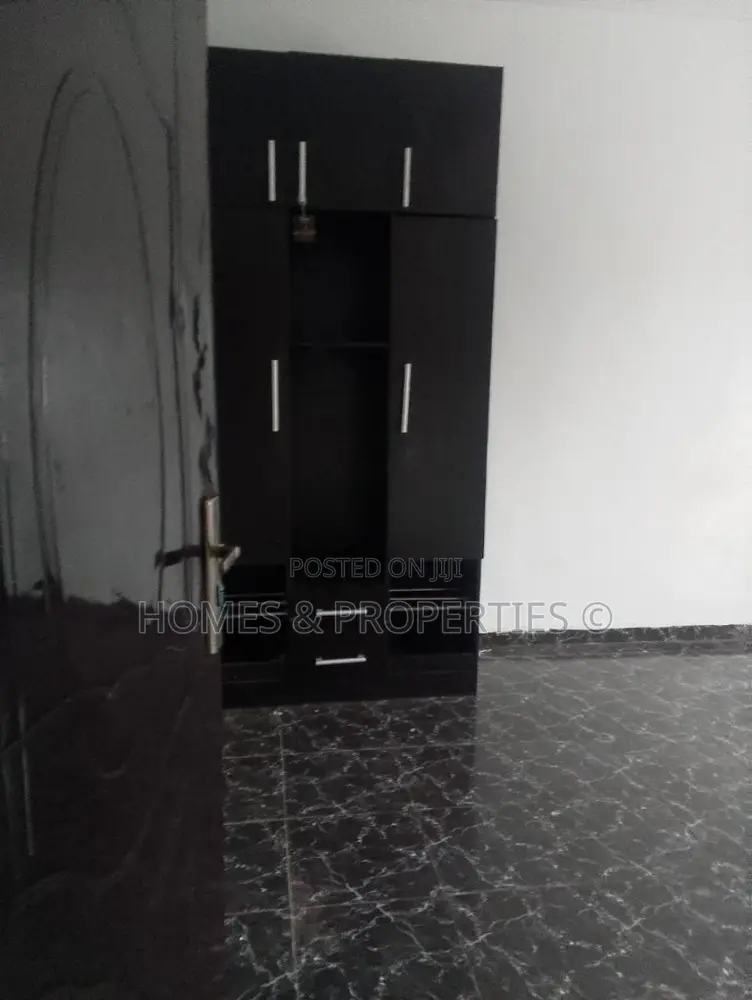 2bdrm Apartment in Kajola, Lakowe for rent