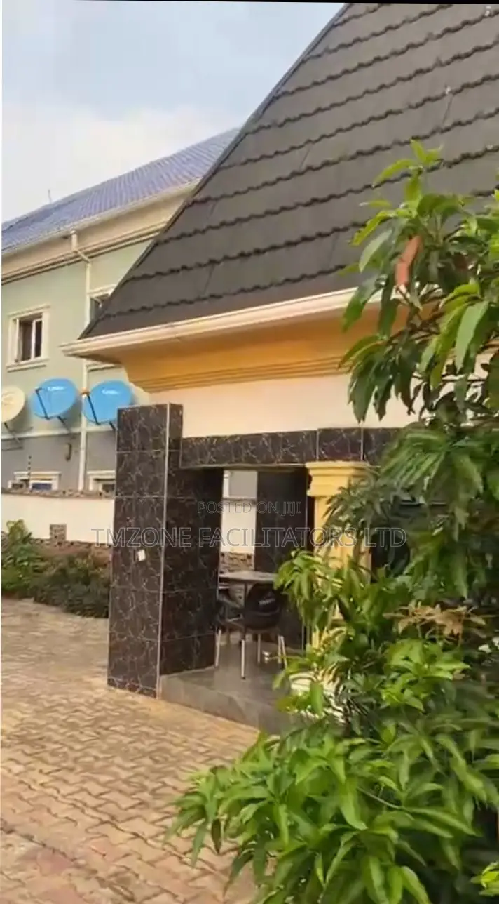 Furnished 5bdrm Duplex in Idimu Ejigbo E for sale