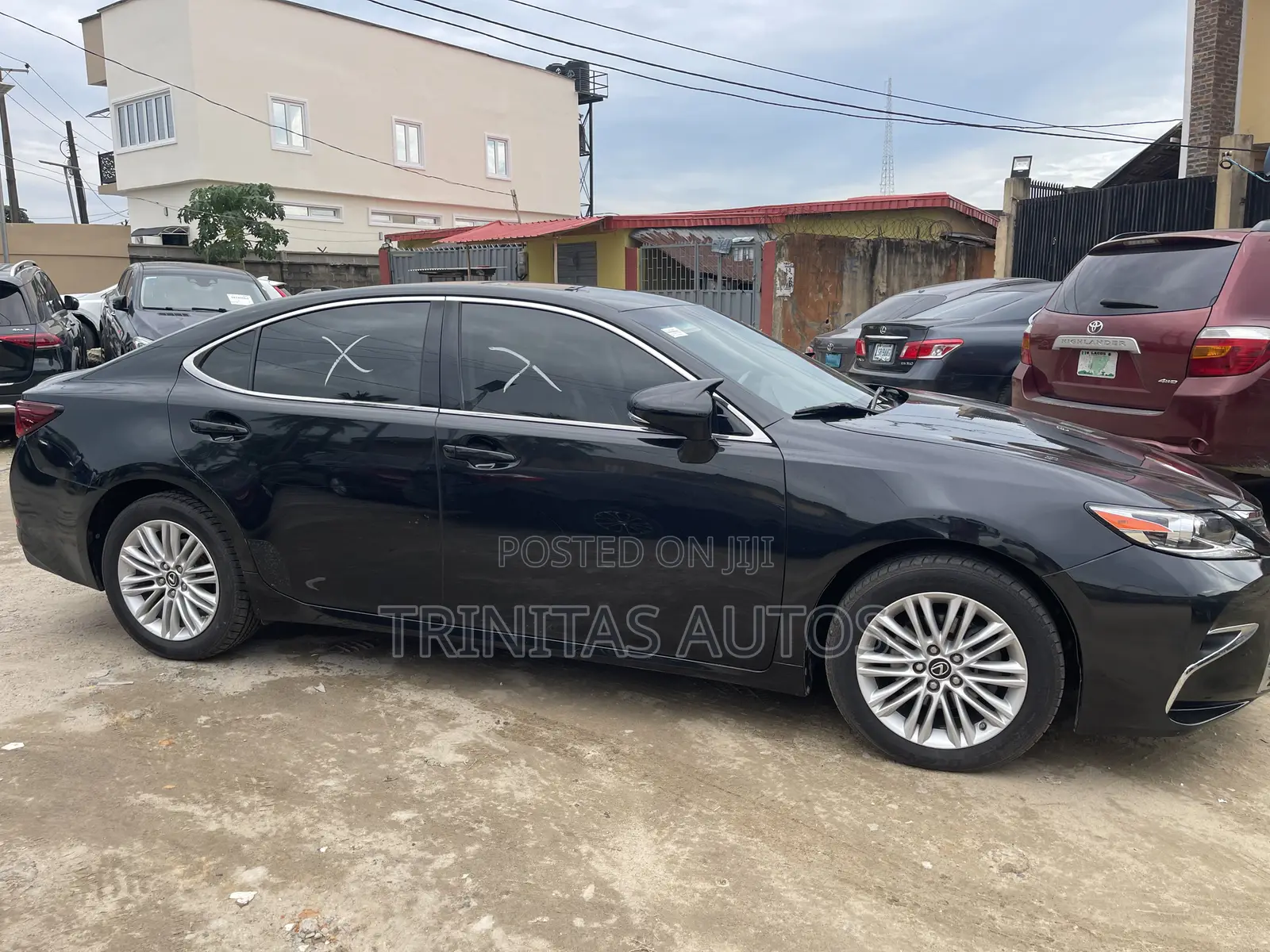 Lexus ES 2016 Black