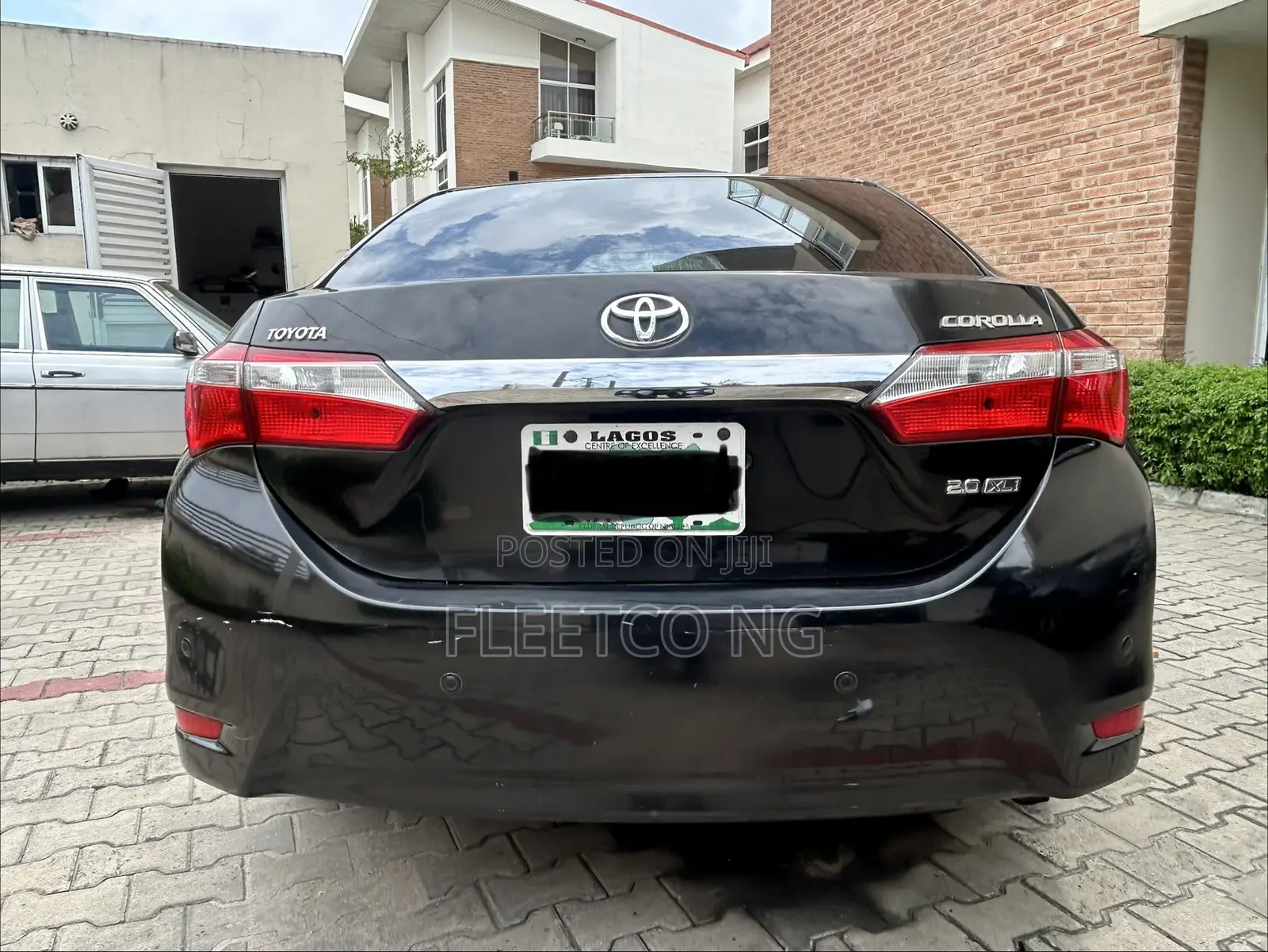 Toyota Corolla LE Premium 4dr Sedan (1.8L 4cyl CVT) 2014 Black