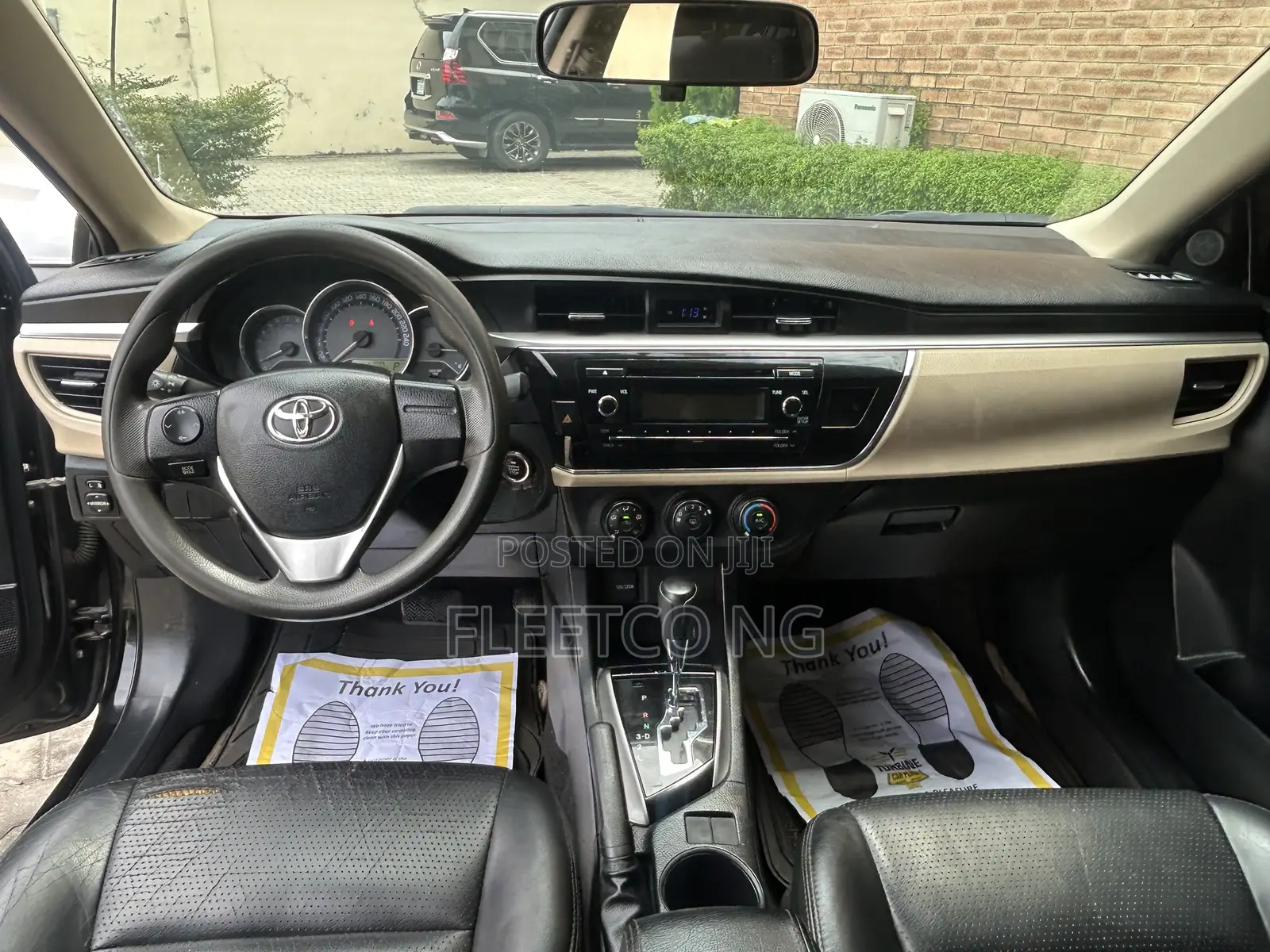 Toyota Corolla LE Premium 4dr Sedan (1.8L 4cyl CVT) 2014 Black