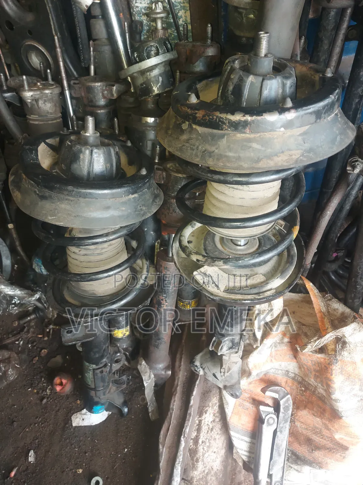 Complete Front Shock for Mercedes Benz C230 203 and E350 211