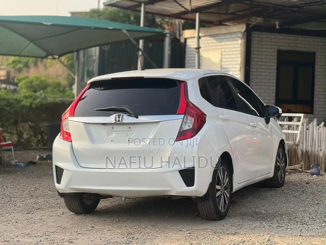 Honda Fit 2017 White