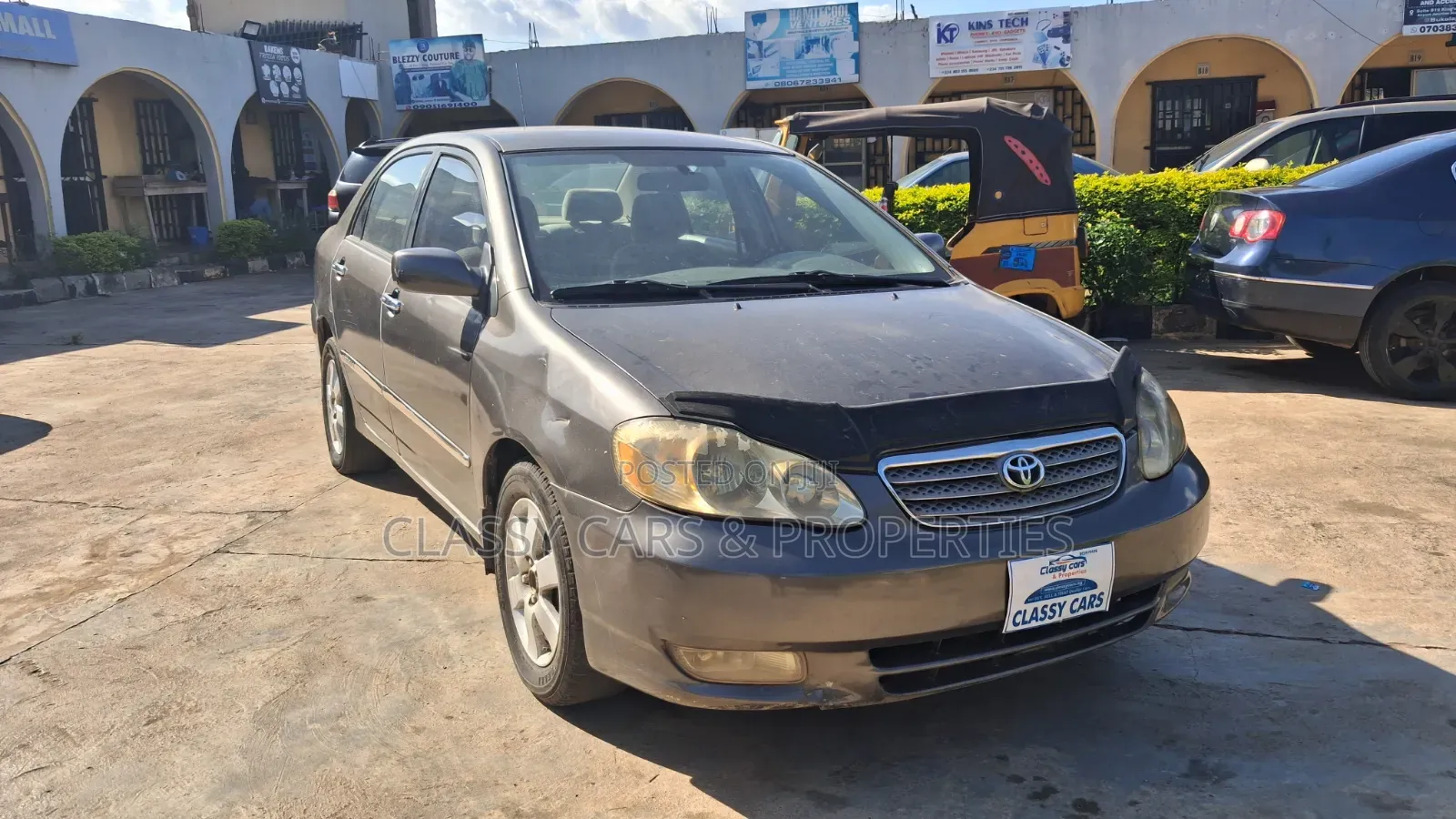 Toyota Corolla LE 2004 Gray