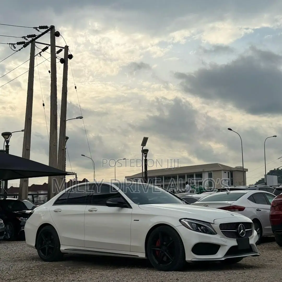 Mercedes-Benz C450 2016 White