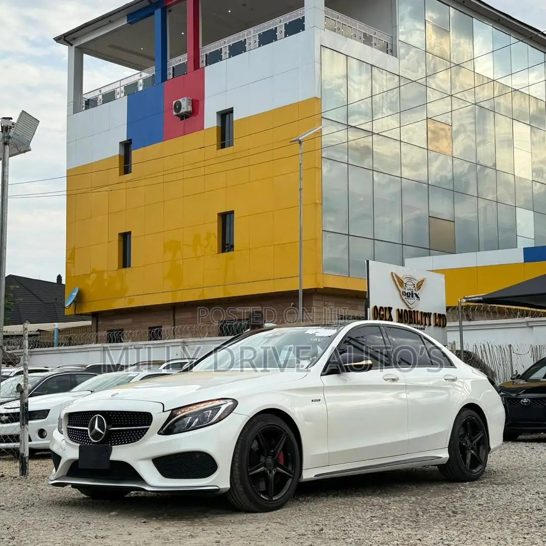 Mercedes-Benz C450 2016 White