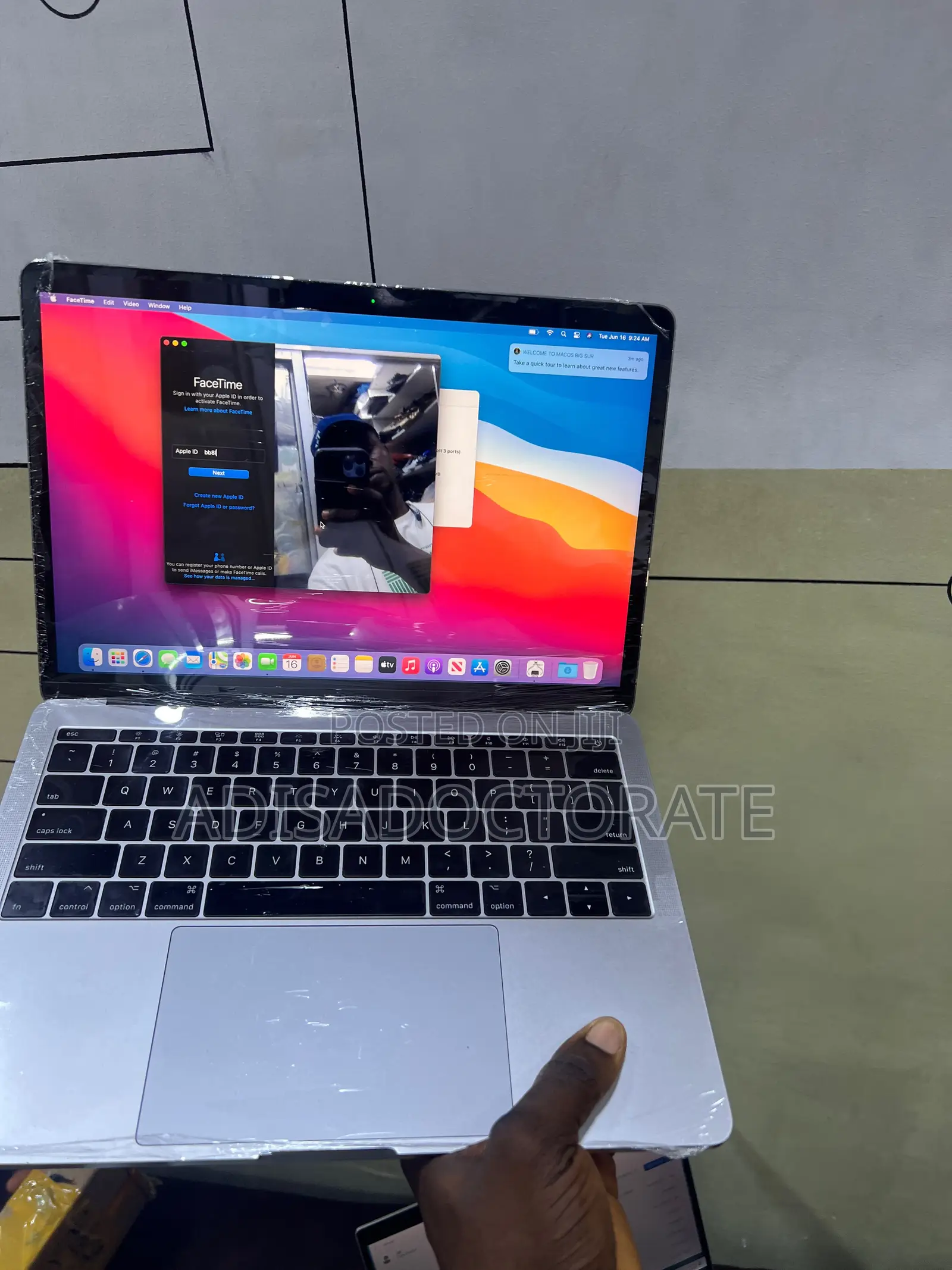 Laptop Apple MacBook Pro 2017 16GB Intel Core i7 SSD 256GB