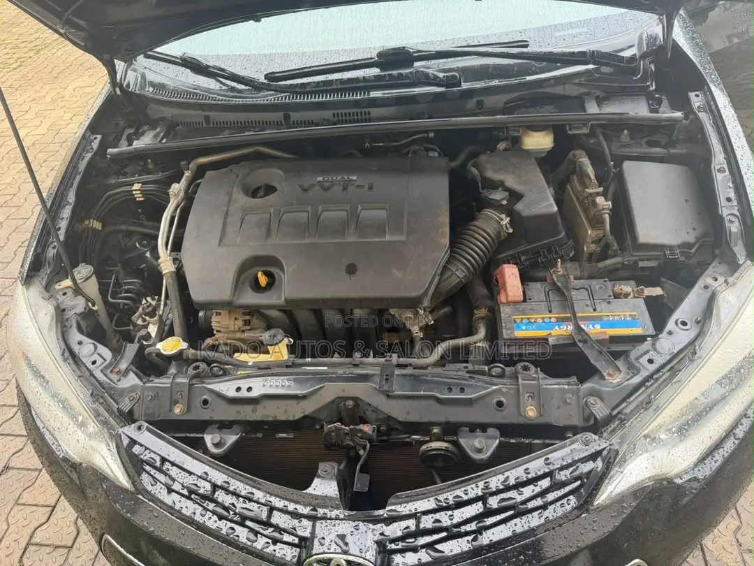 Toyota Corolla 2016 Black