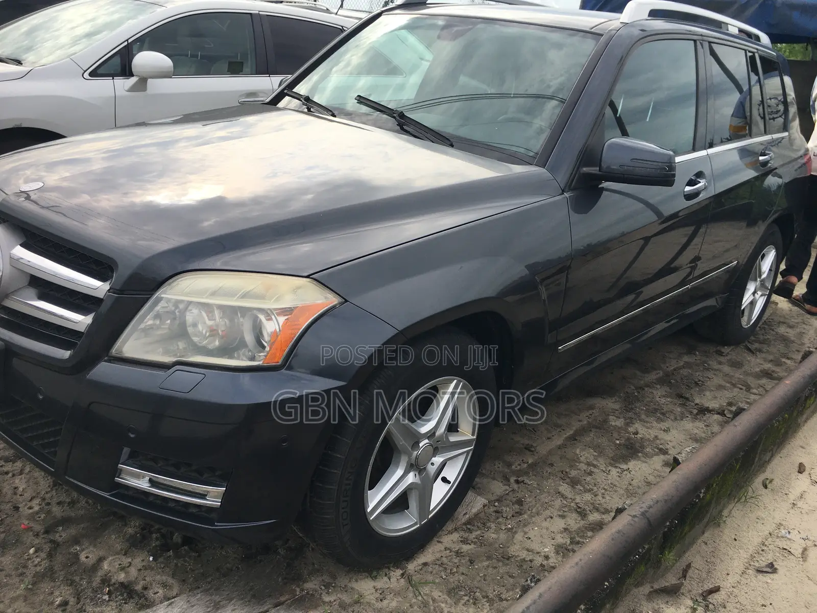 Mercedes-Benz GLK-Class 2011 Gray