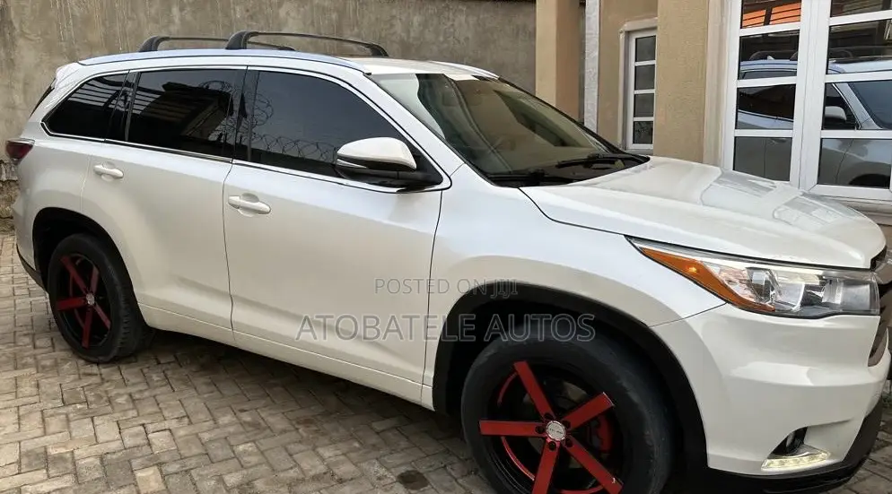 Toyota Highlander Limited V6 4x2 (3.5L 6cyl 6A) 2016 White