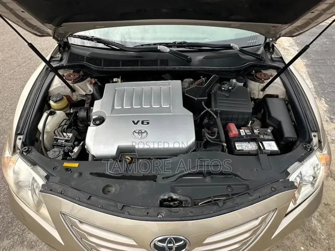 Toyota Camry 2008 Gold