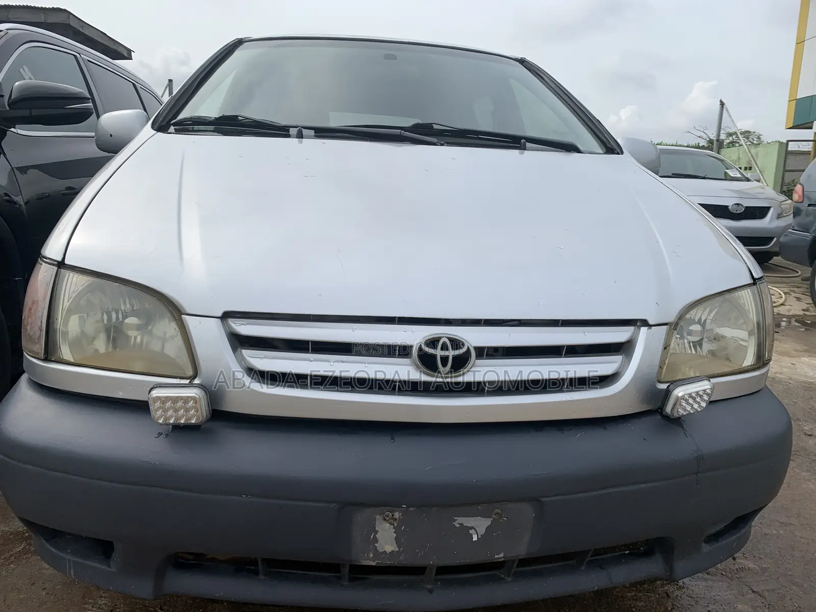 Toyota Sienna LE 2002 Silver