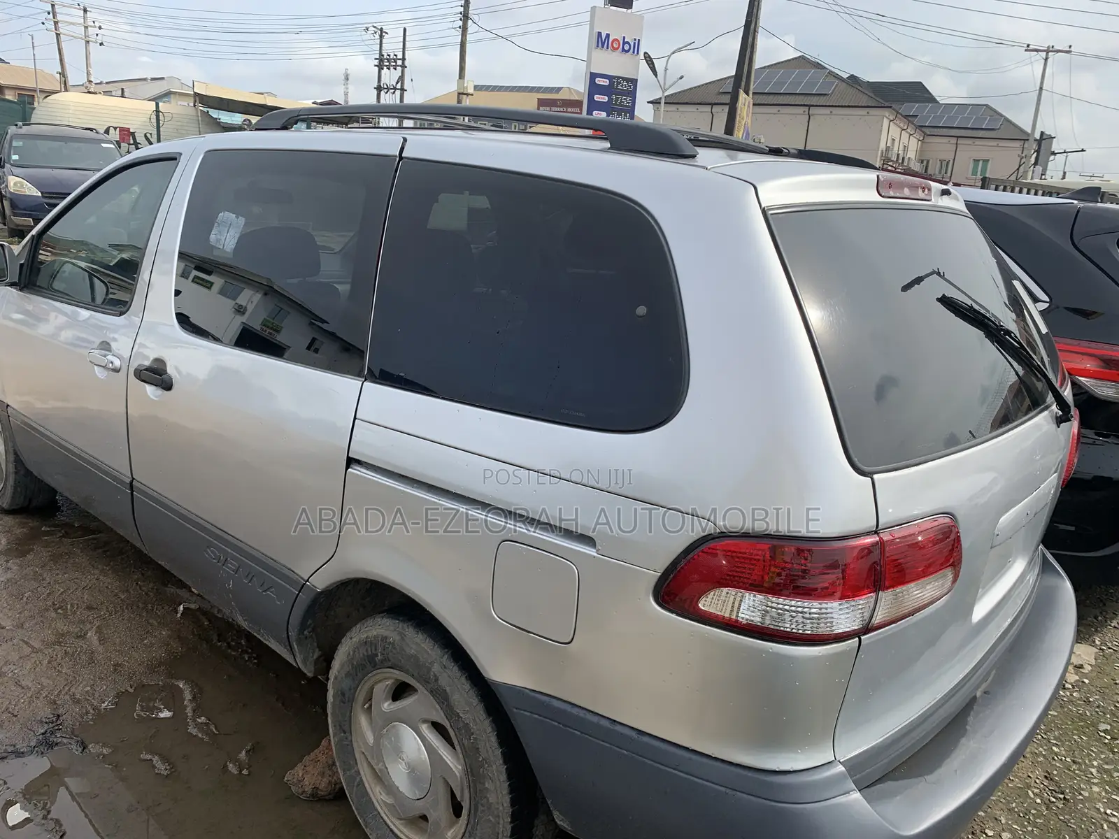 Toyota Sienna LE 2002 Silver