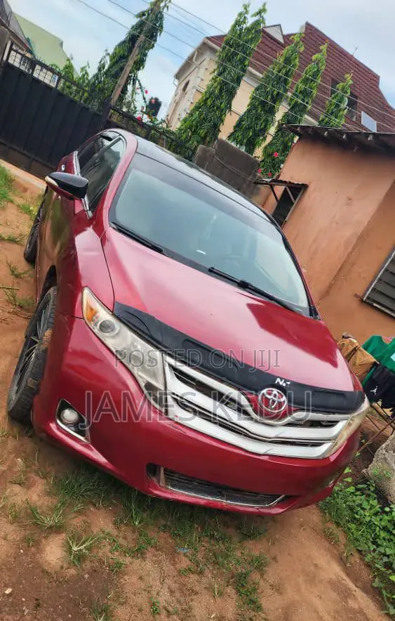 Toyota Venza 2010 Red