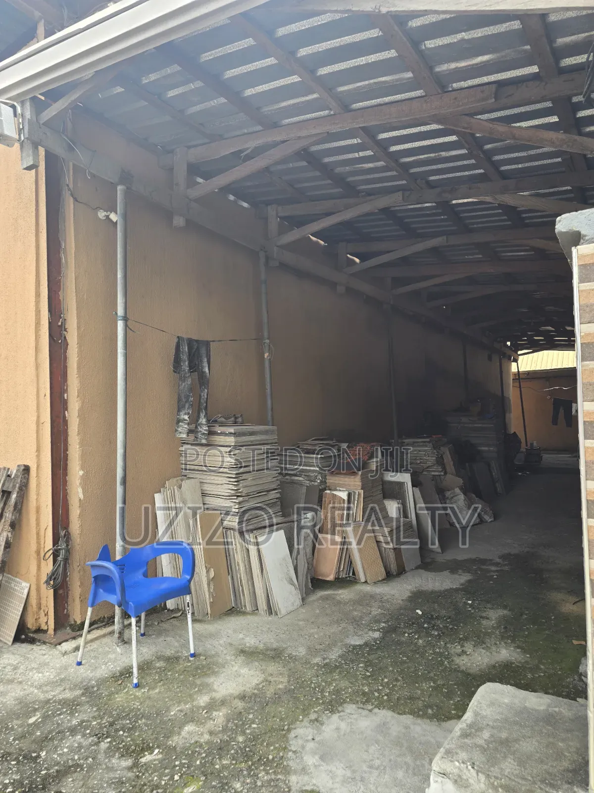 Warehouse in Awoyaya
