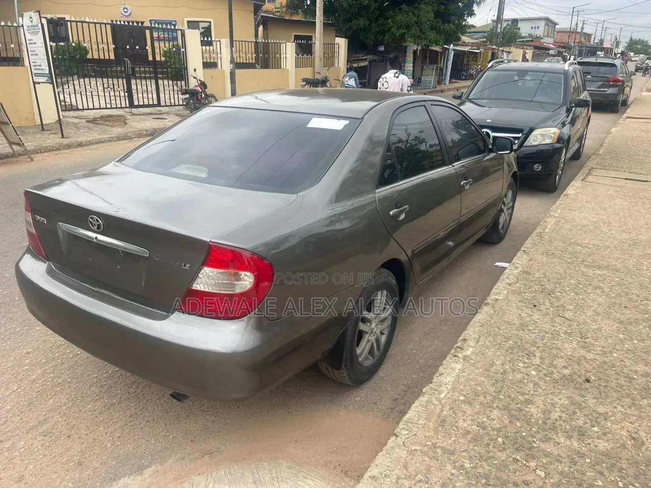 Toyota Camry 2004 Gray