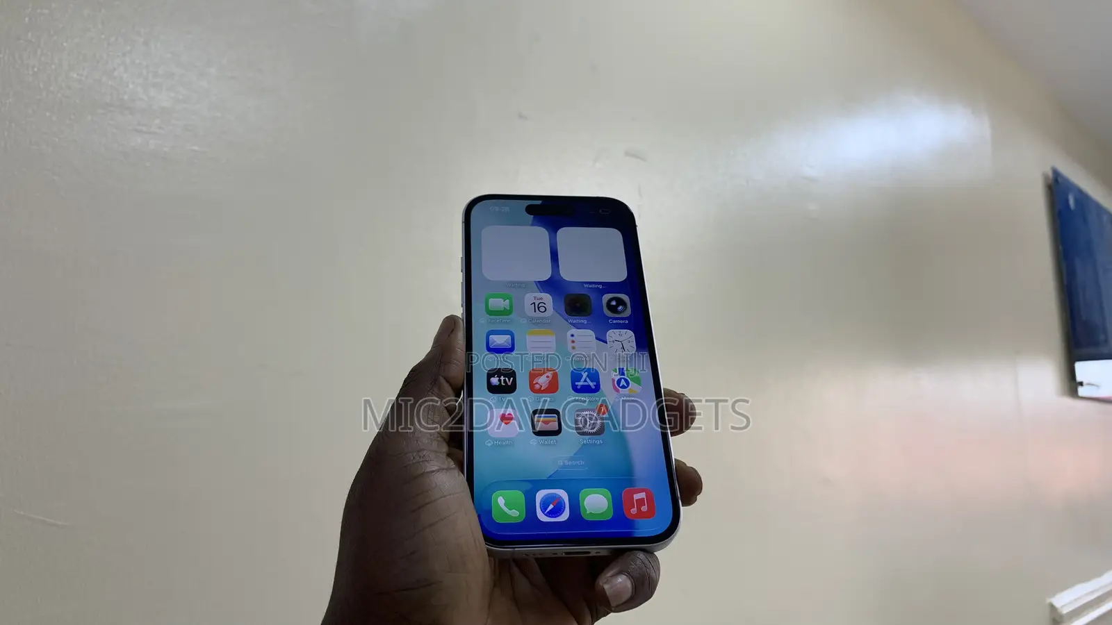 Apple iPhone 16 256 GB White
