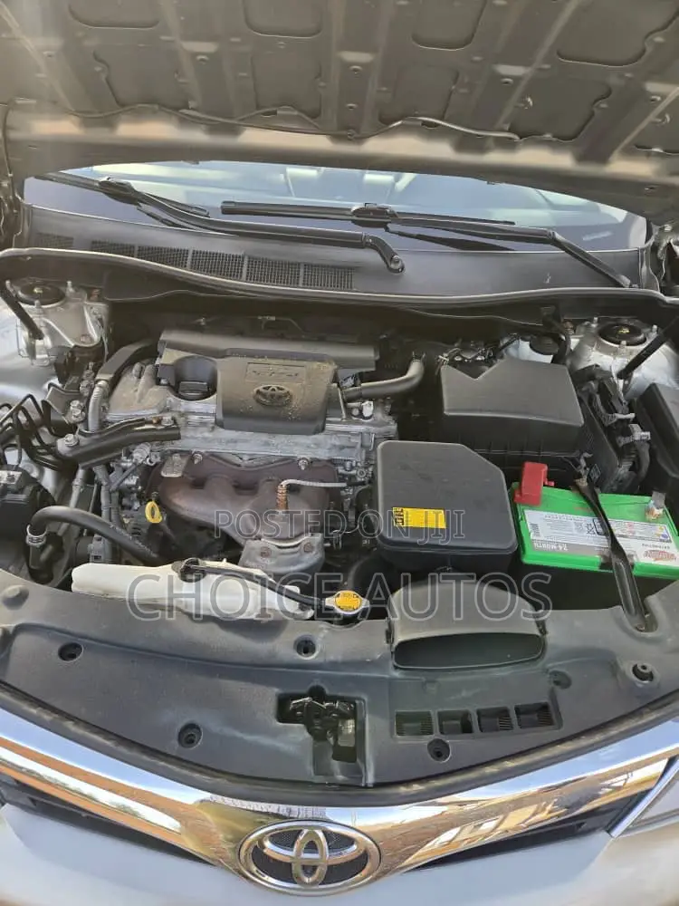 Toyota Camry 2014 Gold