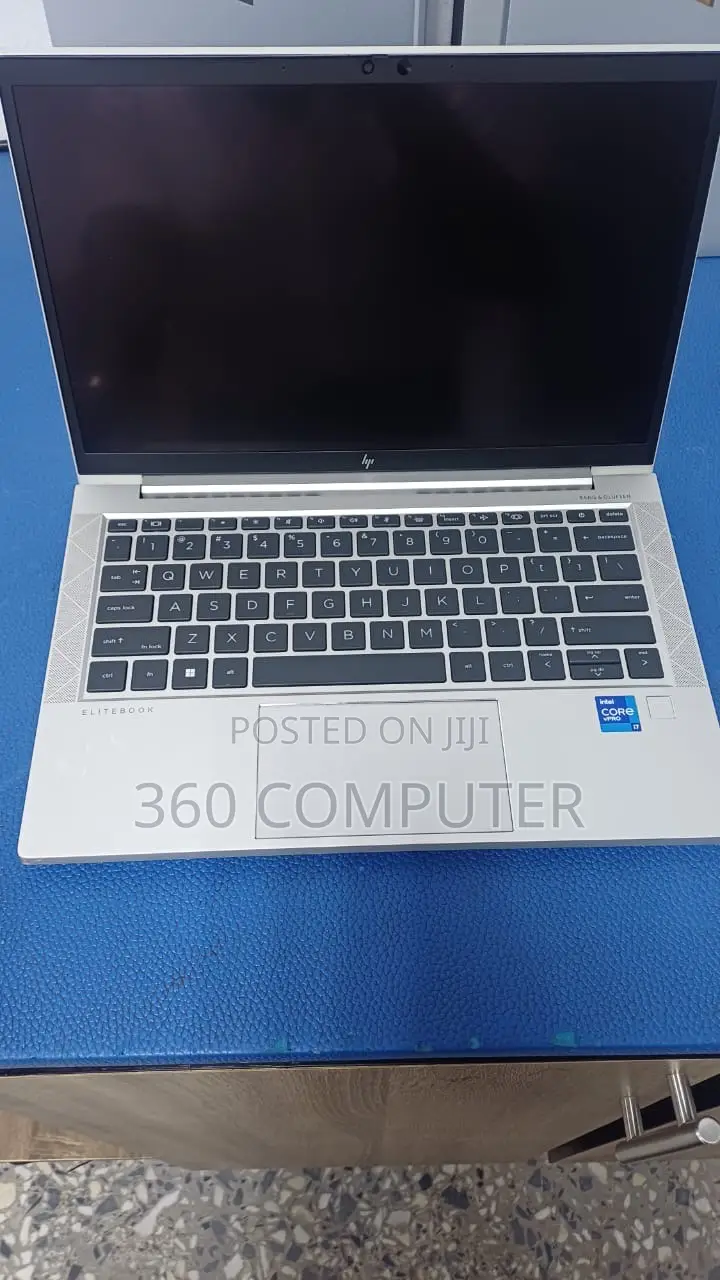 Laptop HP EliteBook 830 G8 16GB Intel Core i7 SSD 512GB