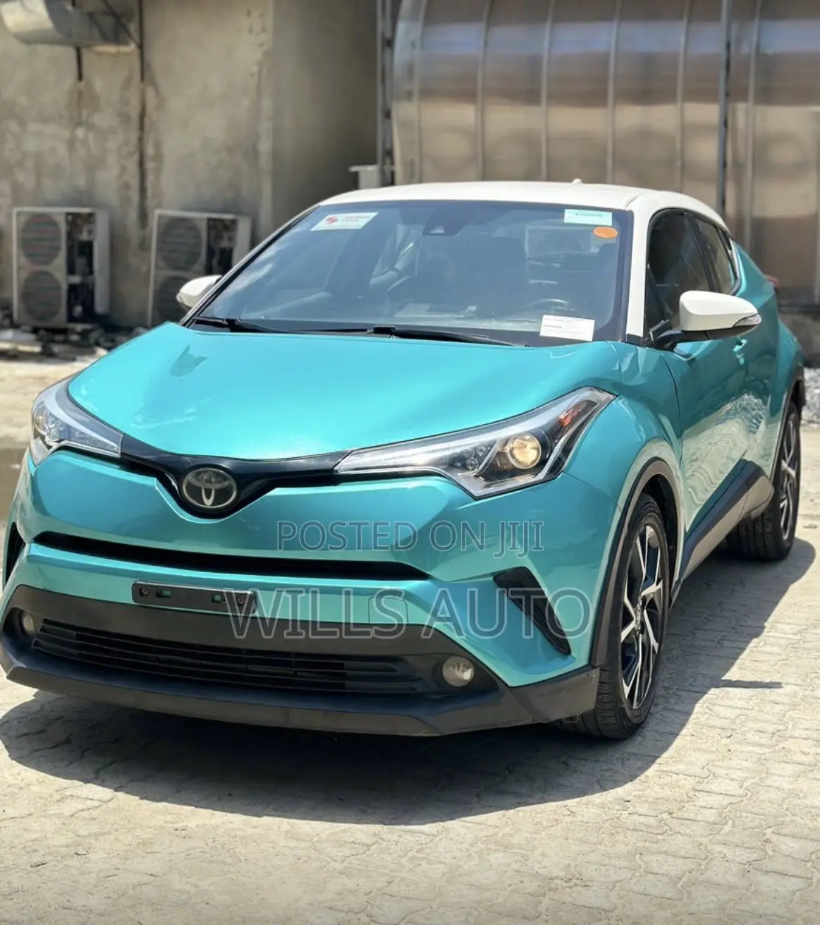 Toyota C-HR 2017 Blue