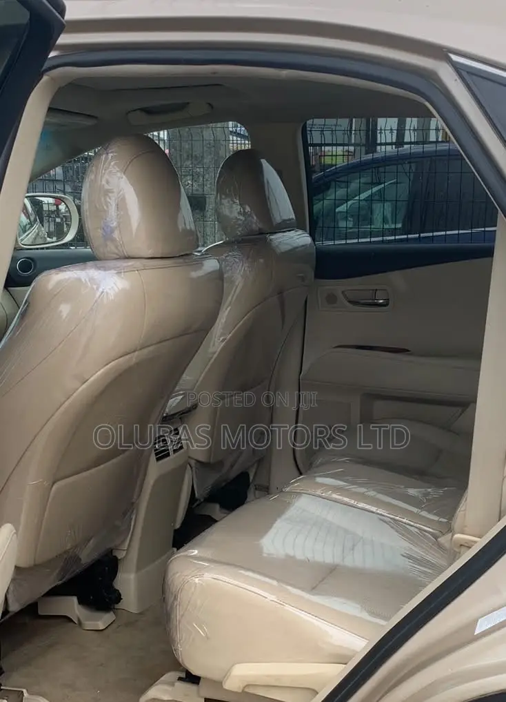 Lexus RX 350 2010 Gold