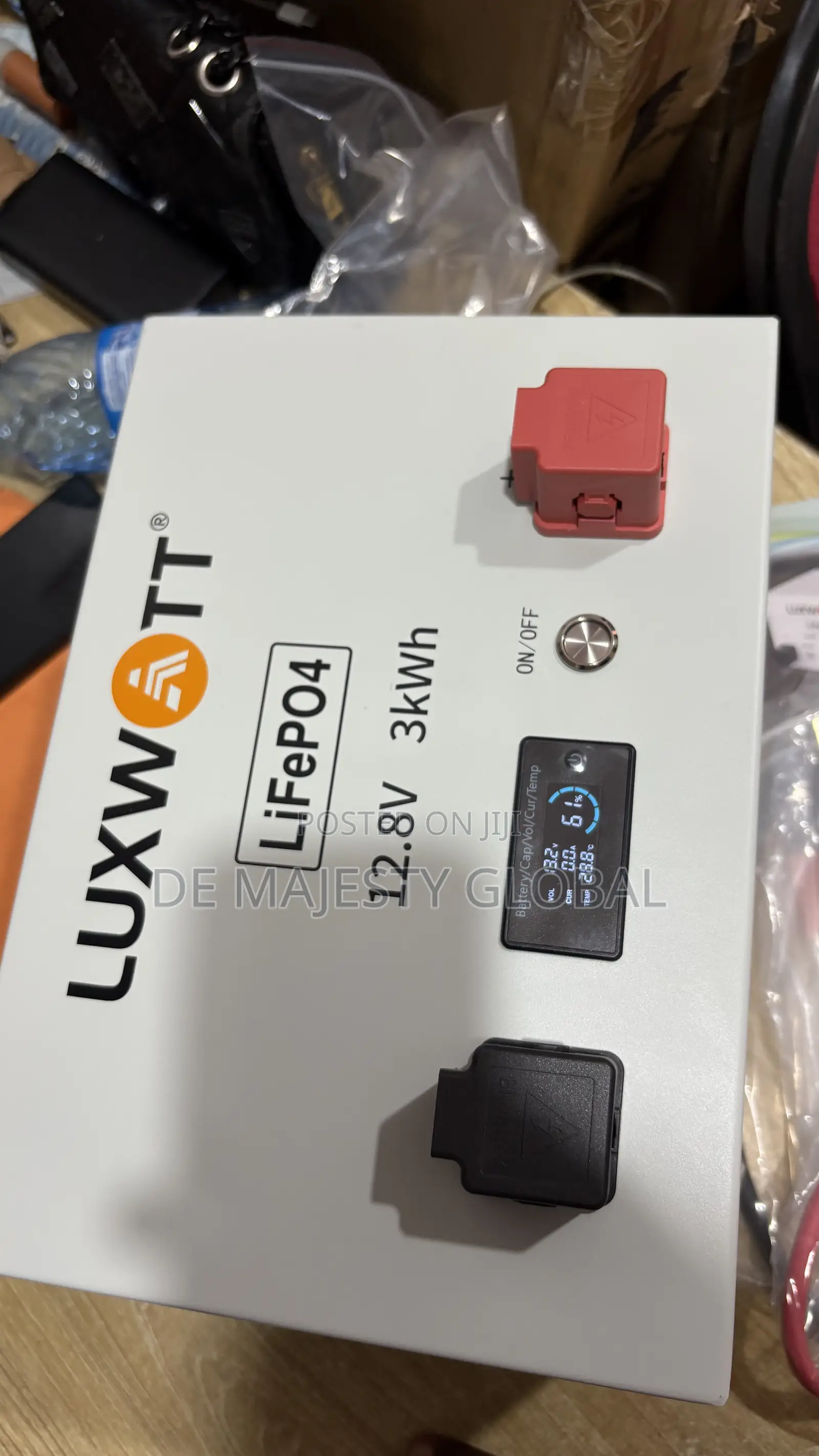 300a 12v Luxwatt Lithium Battery