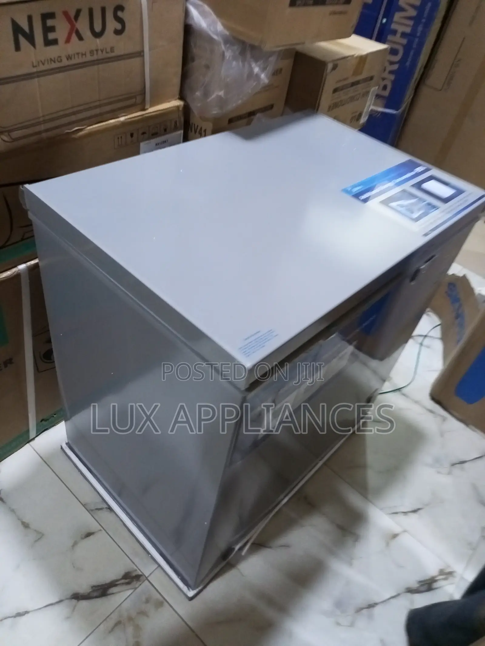 Midea 197 Litres Chest Freezer With Wide Voltage Technology