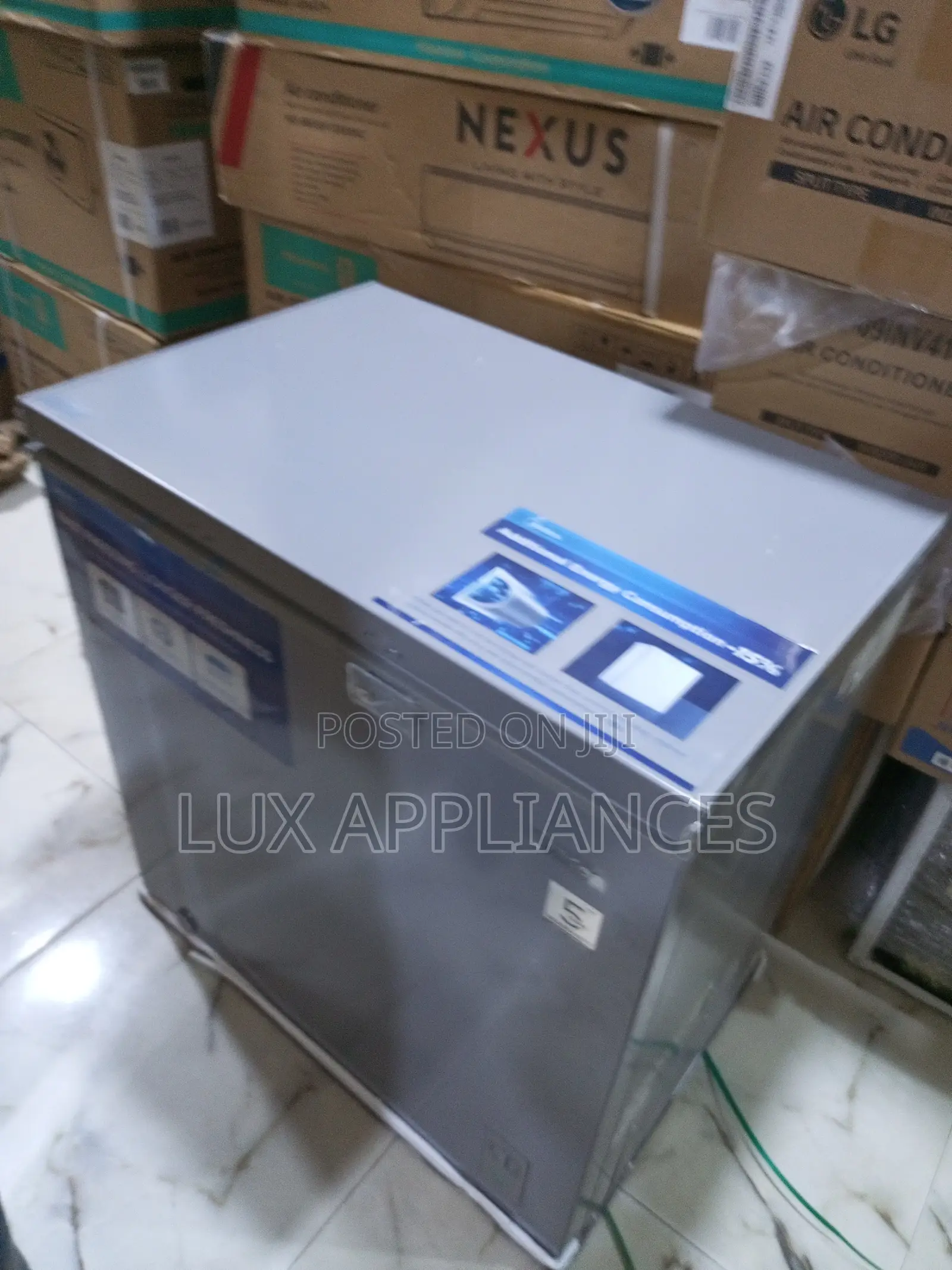 Midea 197l Chest Freezer With 100 Hours Cooling Retention