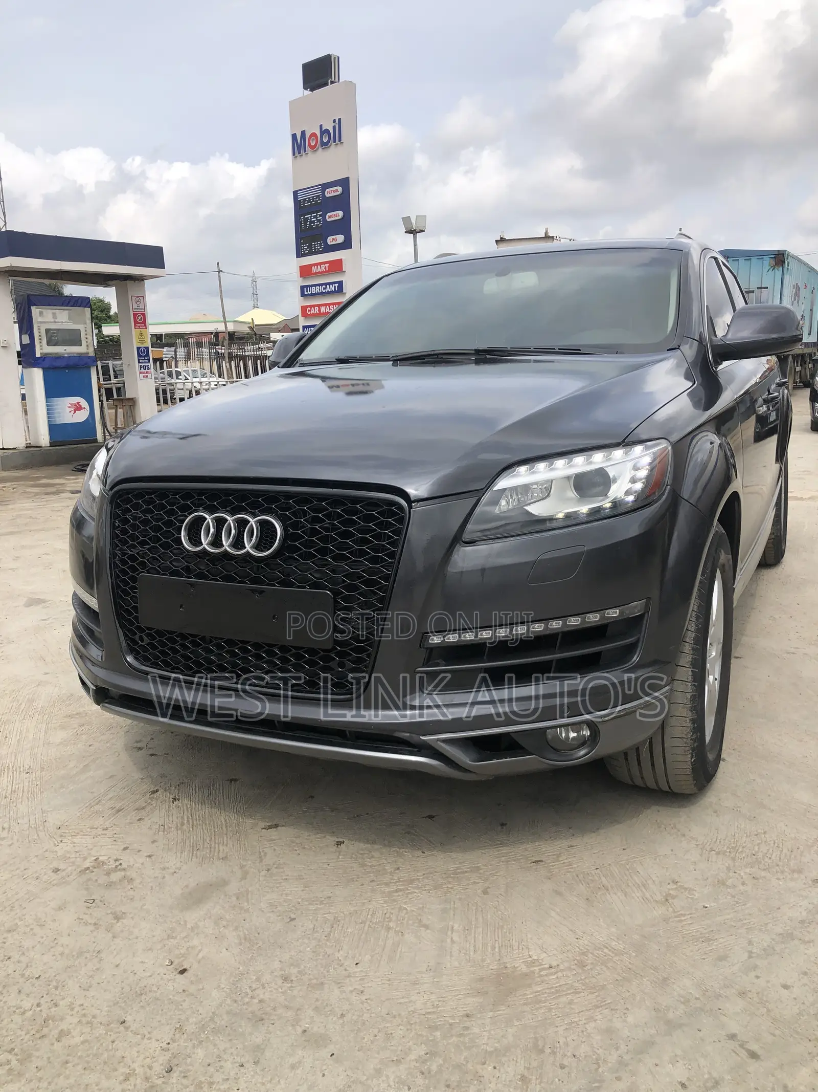 Audi Q7 3.0T Premium quattro 4dr SUV AWD (3.0L 6cyl S/C 8A) 2014 Black