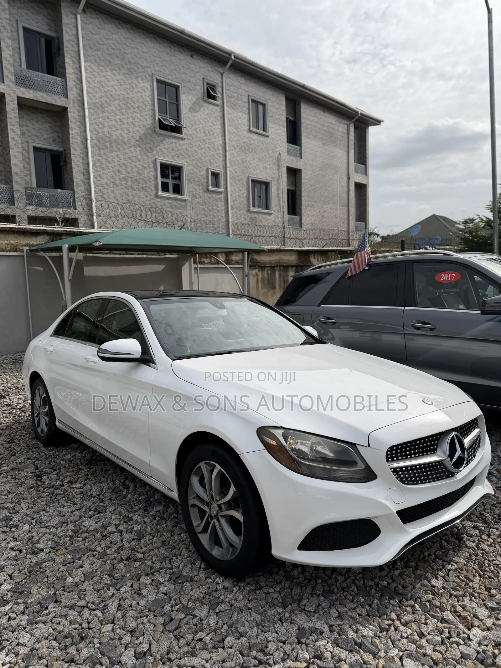 Mercedes-Benz C300 Luxury 4Matic Sedan AWD (2.0L 4cyl 7A) 2016 White