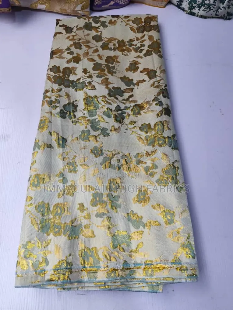 Fine Colours Damask